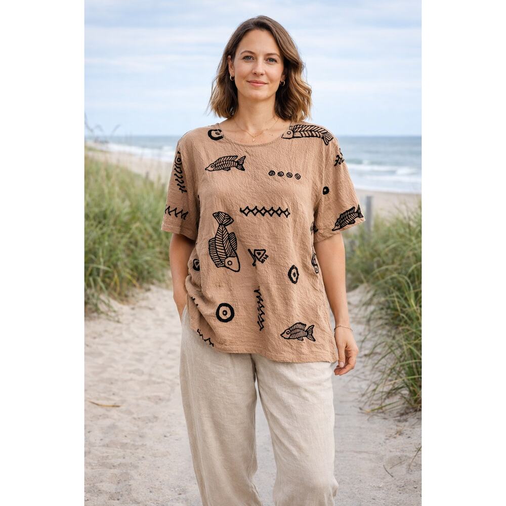 Vintage 80s Fish Print Crinkle Gauze Top Oversized Boxy Shoulder Pads Art Tee